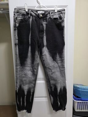 VERVET BY FLYING MONKEY Black & Gray Tie-Dye Ankle Jeans